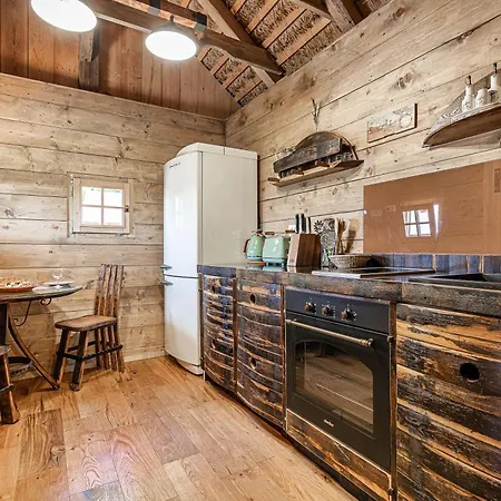 Vineyard Cottages Skatlar - Happy Holiday home