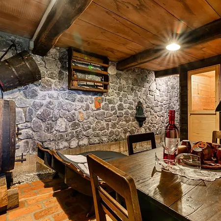 Holiday home Vineyard Cottages Skatlar - Happy *